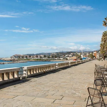 Pet Friendly In With Kitchen Apartment Sanremo
